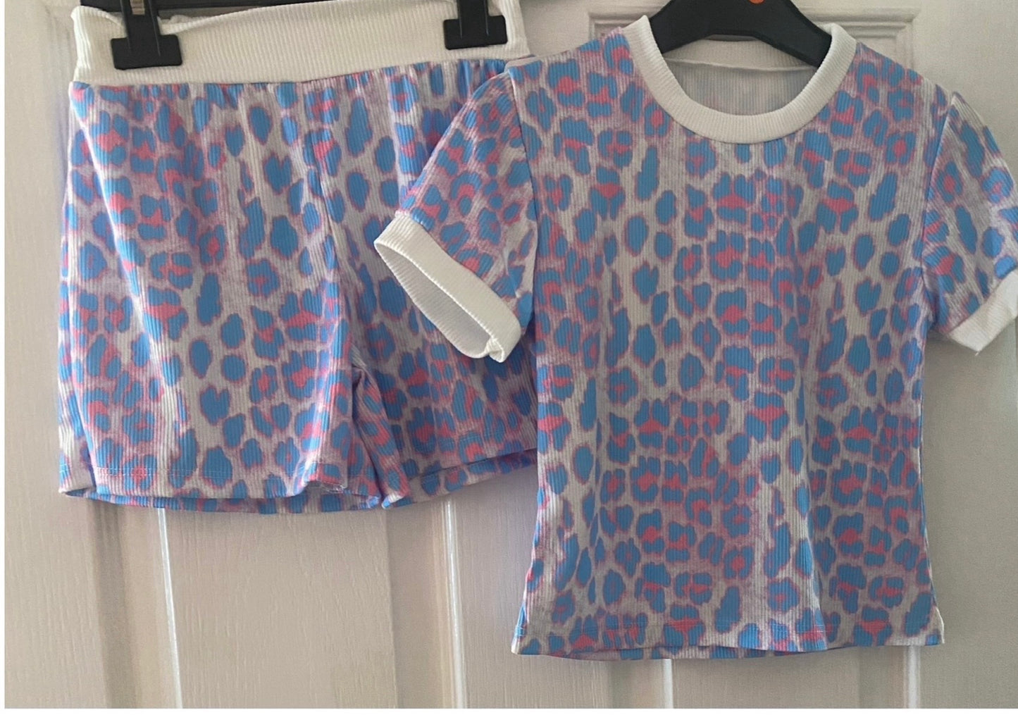 Leopard shorts set 10, years