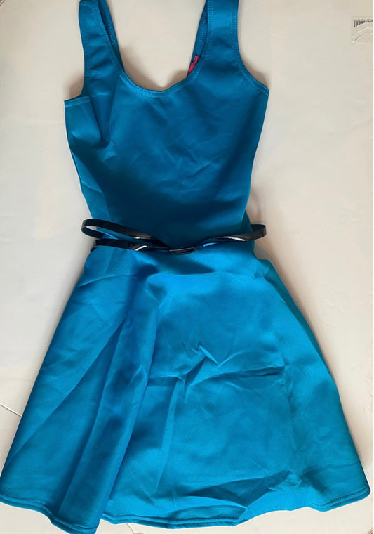 Boohoo dress size 4