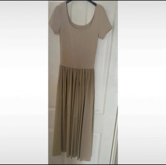 Ladies midaxi beige dress