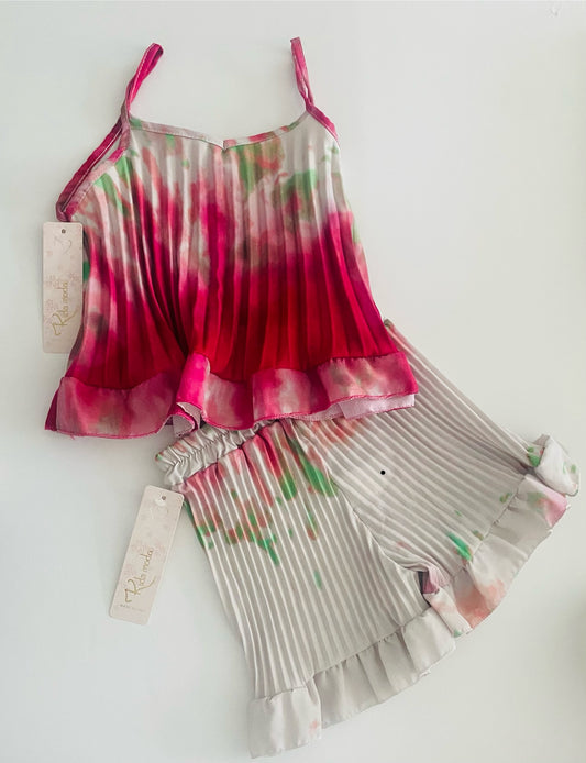 Girls shorts and top set last ones 4 & 6 years
