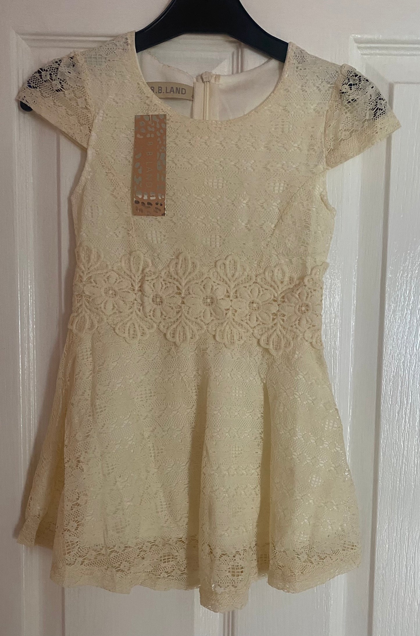 Pale lemon dress 6, 10, 14 years