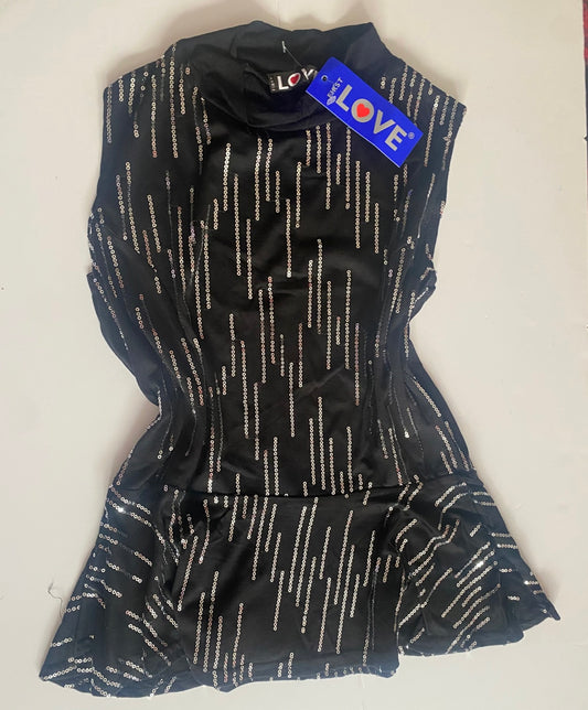 Size large top best fits size 12