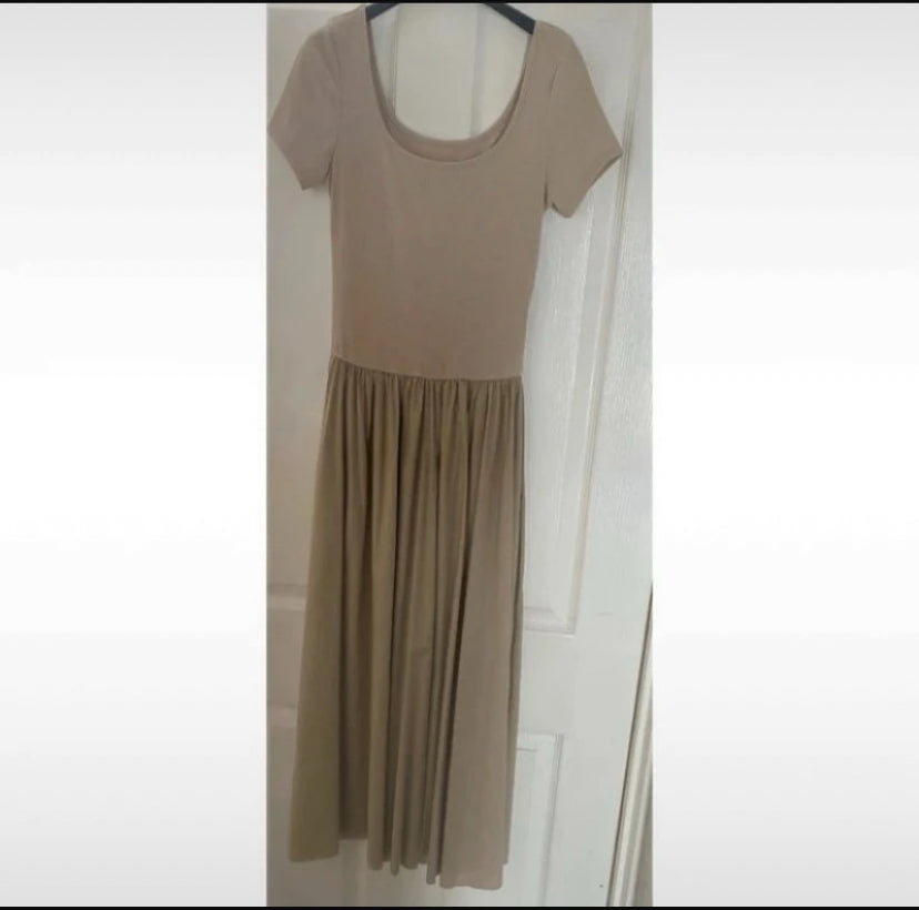 Ladies midaxi beige dress